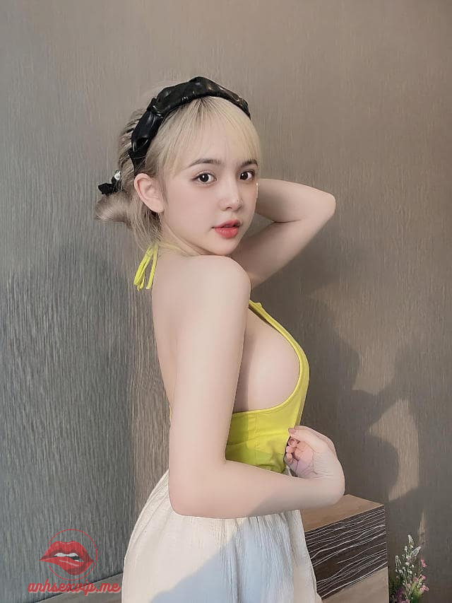 Ngắm bộ ảnh xinh đẹp của hot girl Trần Huyền Châu sexy vạn người mê 16