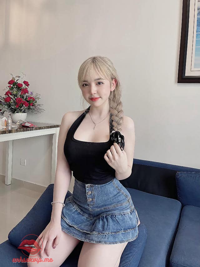 Ngắm bộ ảnh xinh đẹp của hot girl Trần Huyền Châu sexy vạn người mê 3